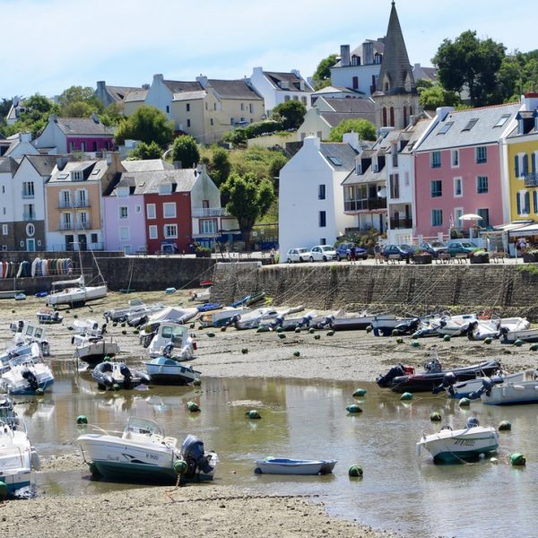 814A4EC2-D68A-4A07-AE46-B04809F130A3_1_105_c